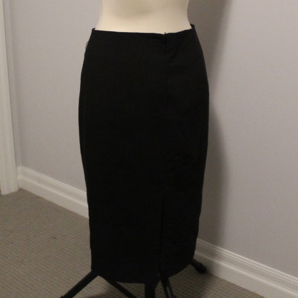 3/$25 RW&Co. Pencil Skirt - Picture 2 of 4